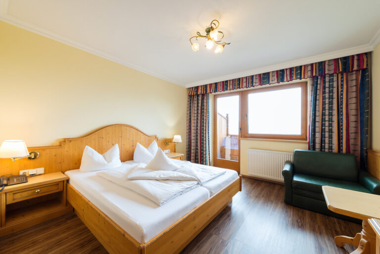Doppelzimmer mit Balkon